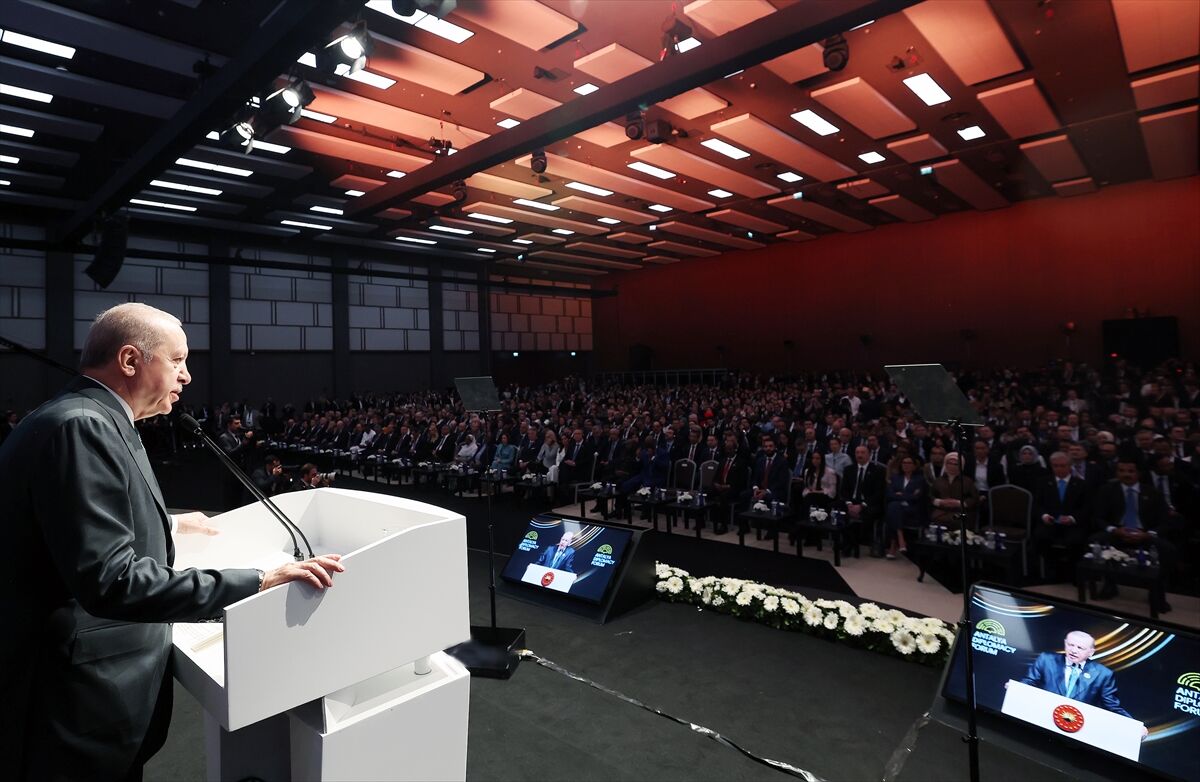 A A 20260417 41134440 41134429 A N T A L Y A D I P L O M A S I F O R U M U