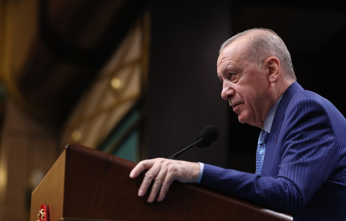 A A 20260420 41163569 41163568 C U M H U R B A S K A N I R E C E P T A Y Y I P E R D O G A N