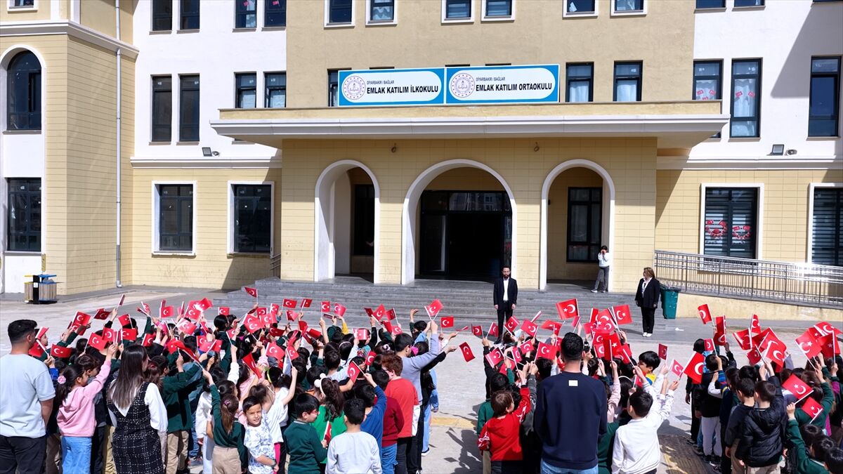 A A 20260423 41187286 41187281 B A K A N K U R U M D E P R E M B O L G E S I N D E K I O K U L D A N 23 N I S A N K U T L A M A S I N A I L I S K I N G O R U N T U P A Y L A S T I