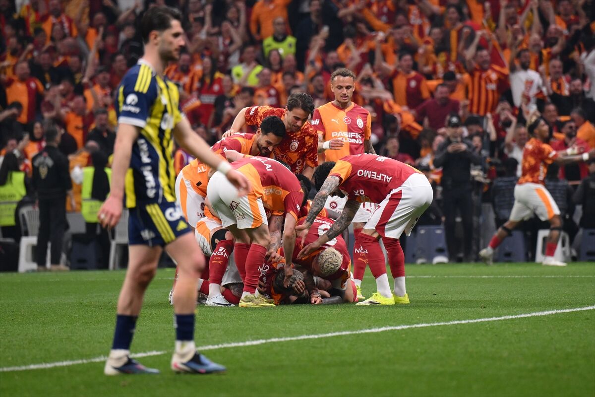 A A 20260426 41219166 41219163 G A L A T A S A R A Y F E N E R B A H C E