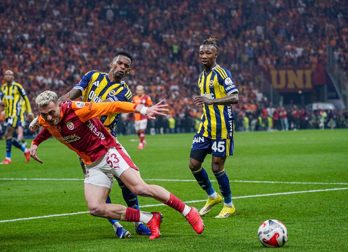 A A 20260426 41219372 41219368 G A L A T A S A R A Y F E N E R B A H C E