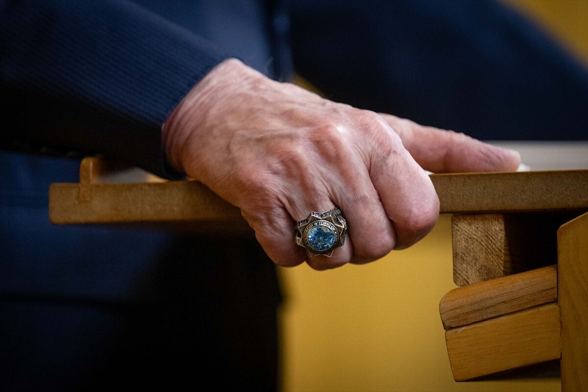 A A 20260428 41230313 41230289 M H P T B M M G R U P T O P L A N T I S I