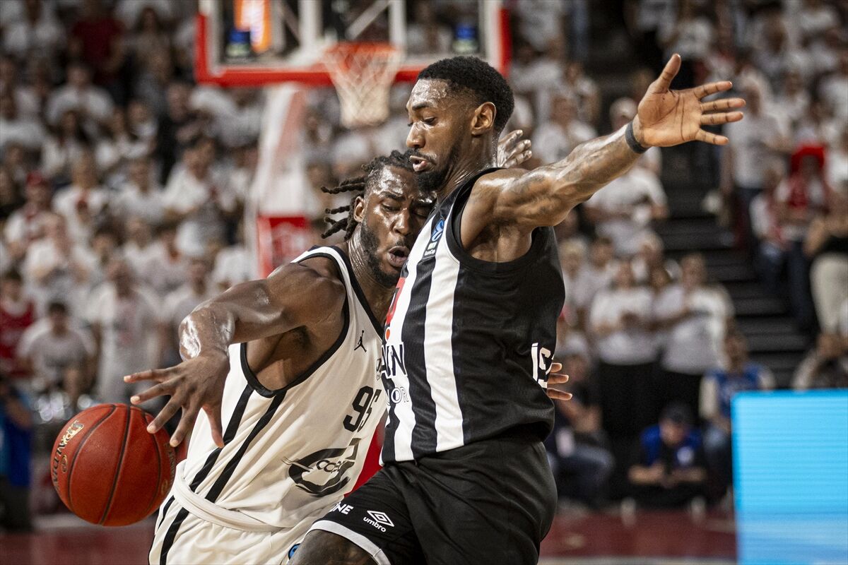 A A 20260428 41237465 41237459 C O S E A J L B O U R G B E S I K T A S G A I N