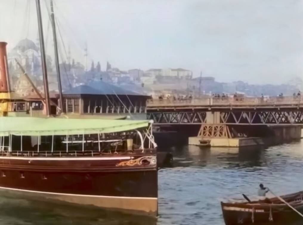 A21Fa79E 3925 4245 Be1F 8F0C64Dad563