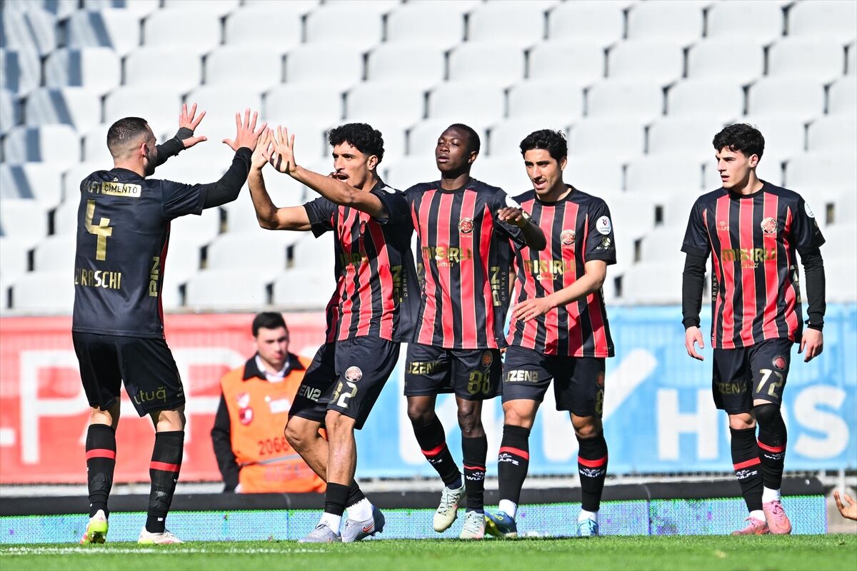 Aa 20260405 41022602 41022599 Misirlicomtr Fatih Karagumruk Caykur Rizespor (1)