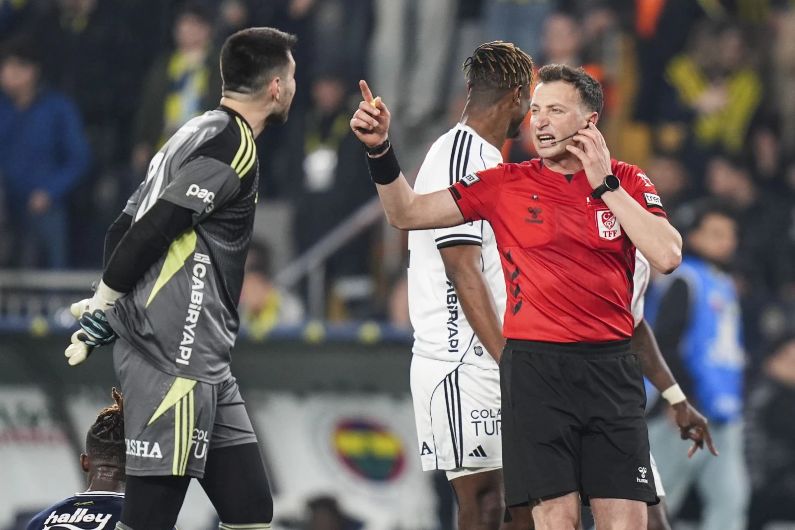 Aa 20260405 41025115 41025114 Fener Bxe5