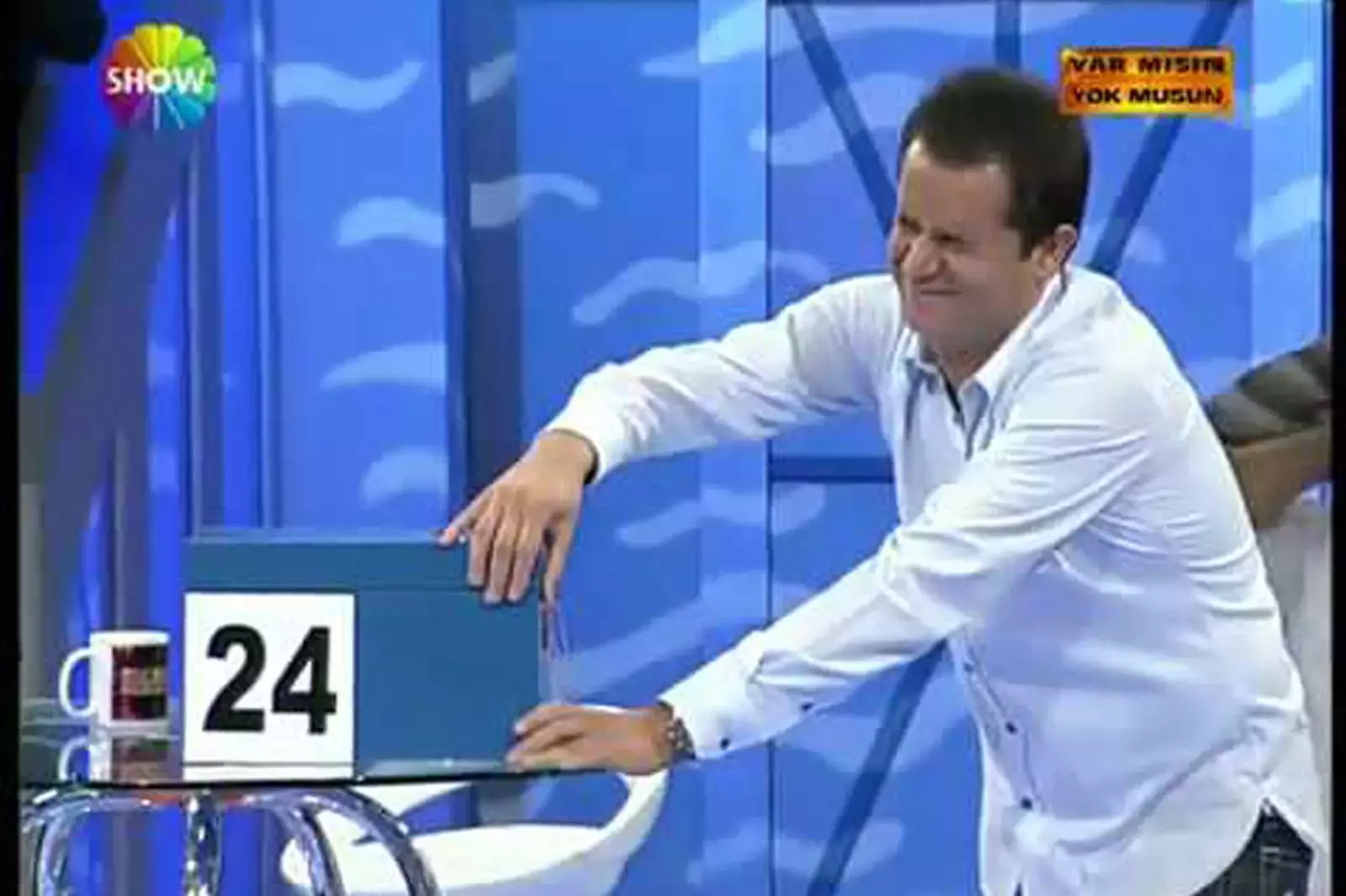 Acun Ilıcalı Var Mısın Yok Musun