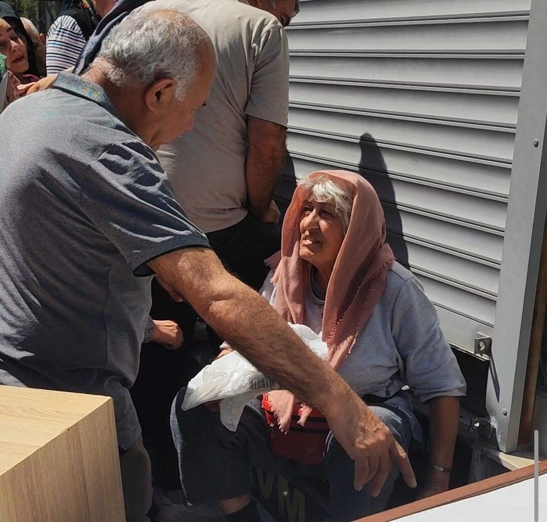 Adanada 100 Tl Urun Izdihami 4