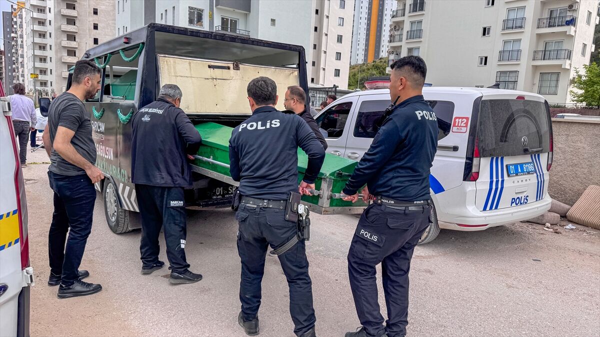 Adana'da eve dönüş yolunda kanlı pusu