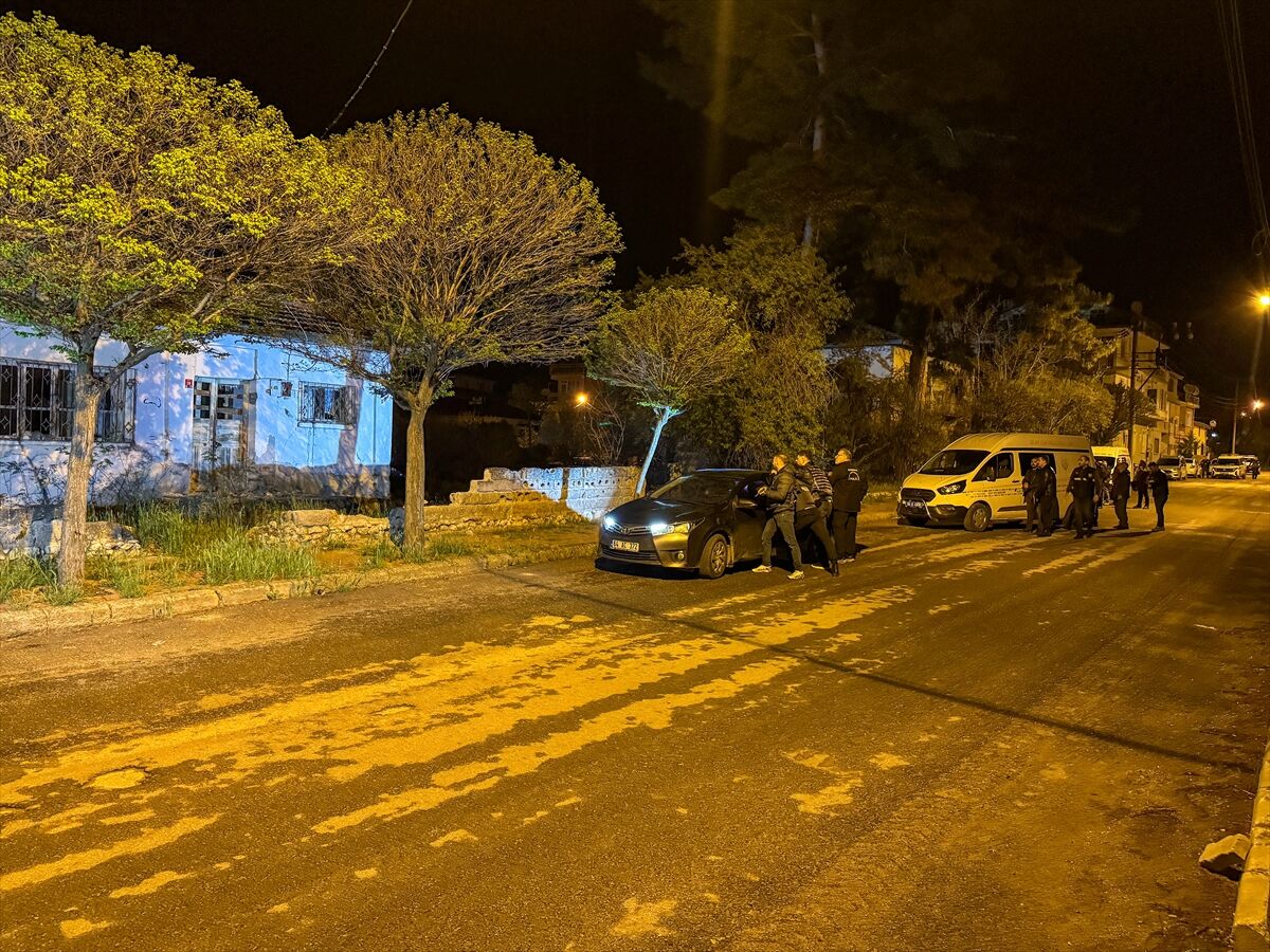 Aile Içi Şiddet Ihbarı Yapıldı Gelen Polislere Saldırı Düzenlendi 2