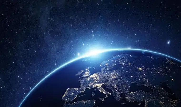 Alçak Dünya Yörüngesi Nedir