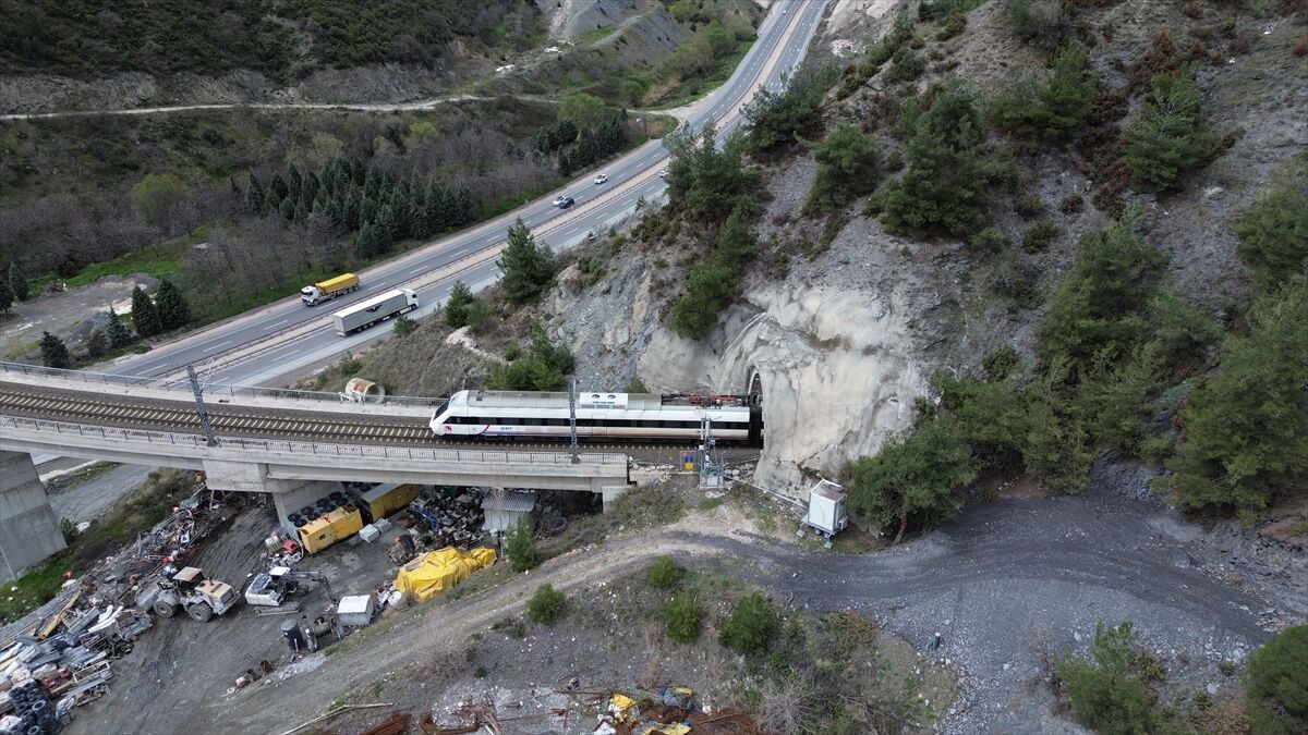 Ankara Istanbul Hizli Trende Sure Kisaliyor 4