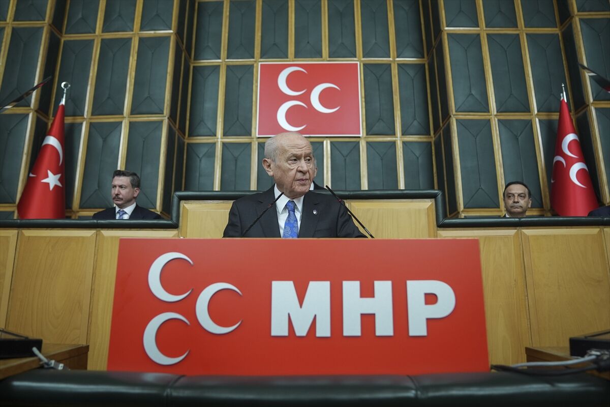 Bahçeli Foto (1)