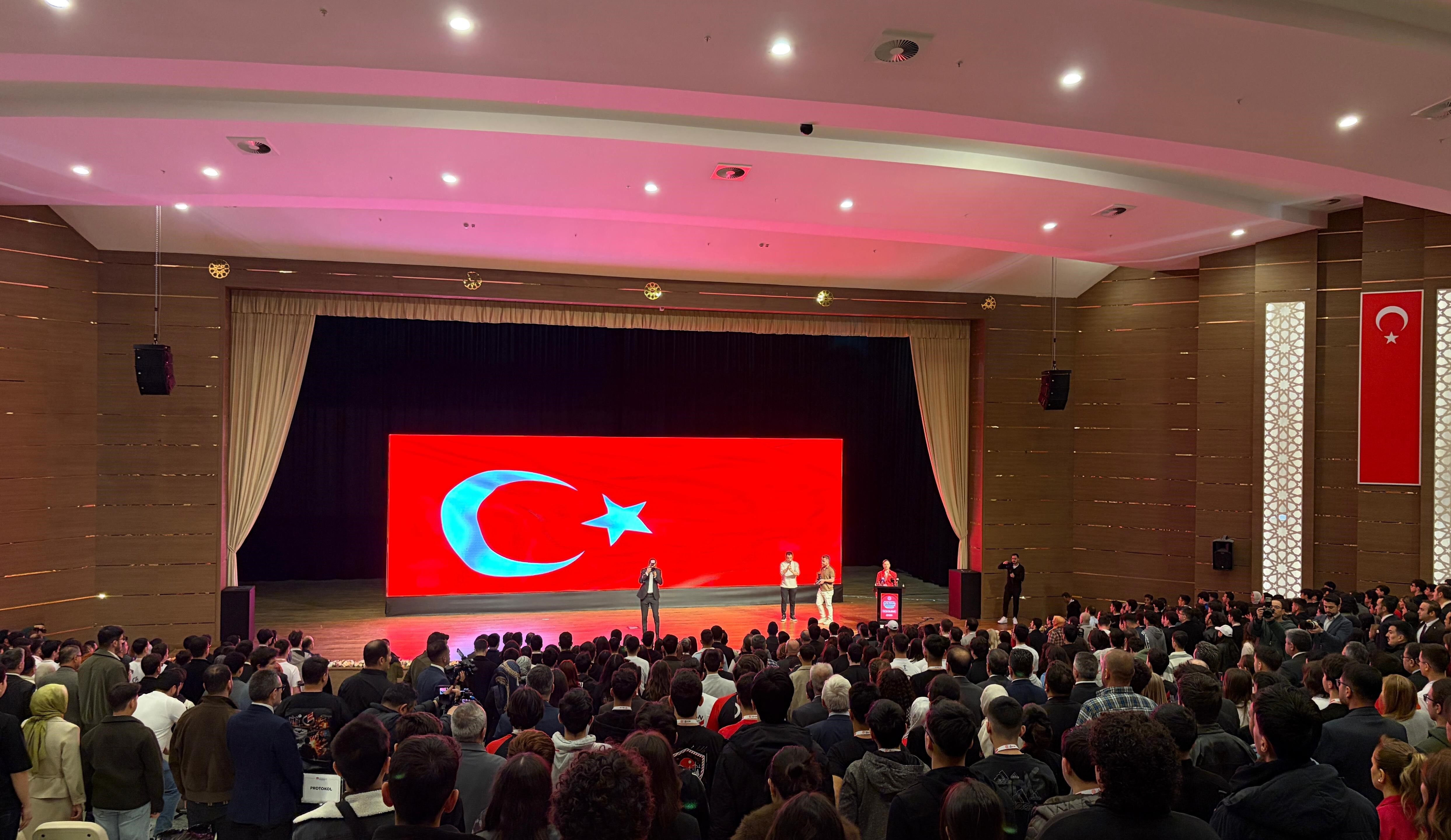 Bakan Yusuf Tekin’den Fatih Projesi Açıklaması 60 Bin Okula Fiber Internet (5)