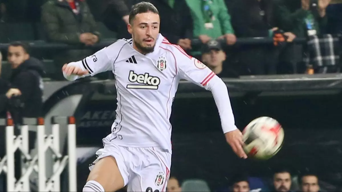 Besiktasta Taylan Bulut G 422 2 41