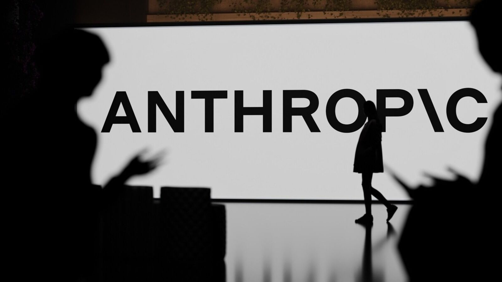 Beyaz Saray Anthropic Mythos Un Resmi Kurumlarda Kullanimini Degerlendiriyor 2026 04 17 09 49 45