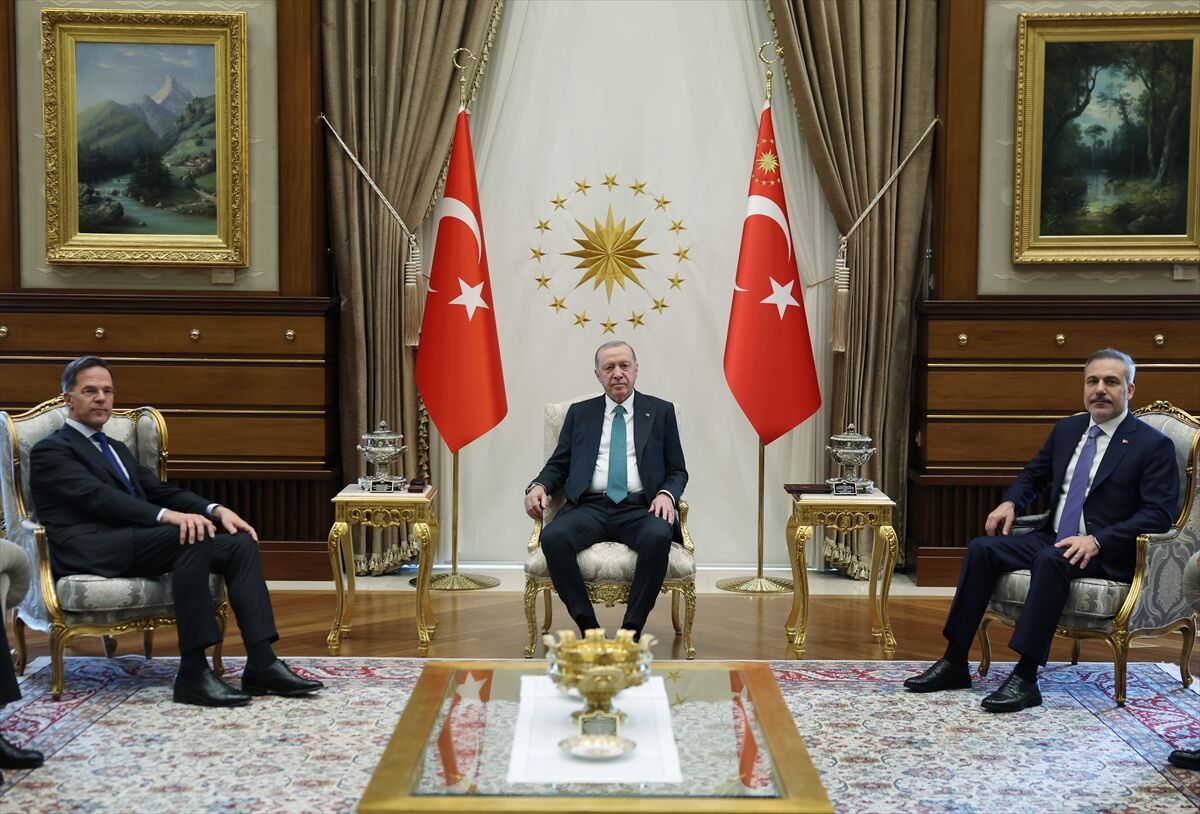 Cumhurbaskani Erdogan Nato Genel Sekreteri Rutteyi Kabul Etti 1