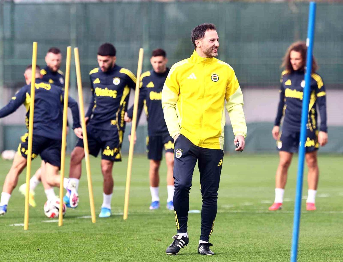 Fenerbahce Besiktas Macina Hazir 19717122 Amp