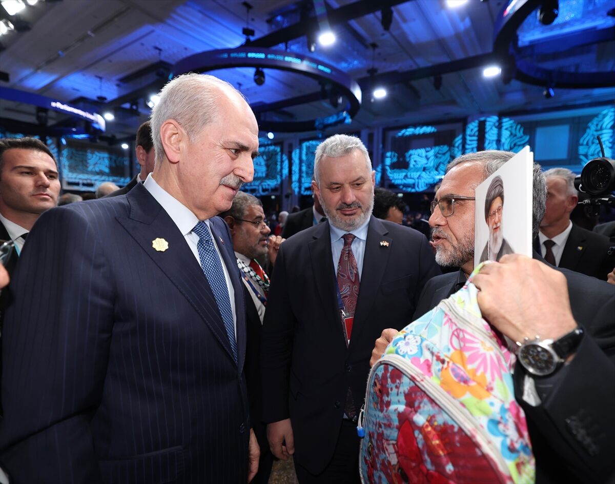 İranlı Vekil 'Kanlı Çantayı' Numan Kurtulmuş'a Gösterdi (3)