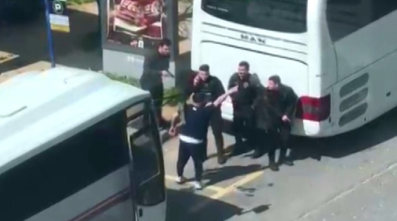 İsrail Konsolosluğuna Saldıran Terörist Etkisiz Hale Getirildi (2)