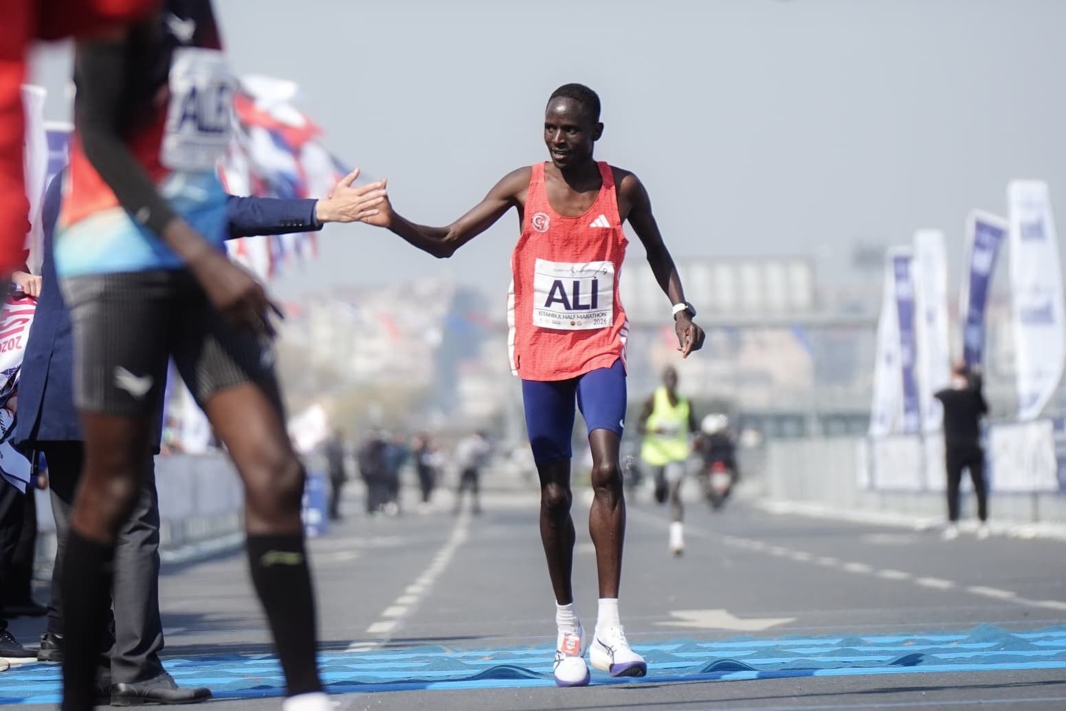 Istanbul Yari Maratonu Tamamlandi 7