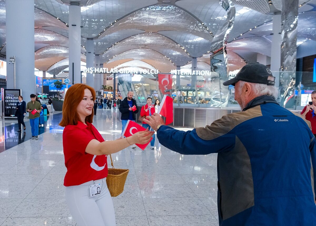 Istanbulhavalimanı23Nisan7723