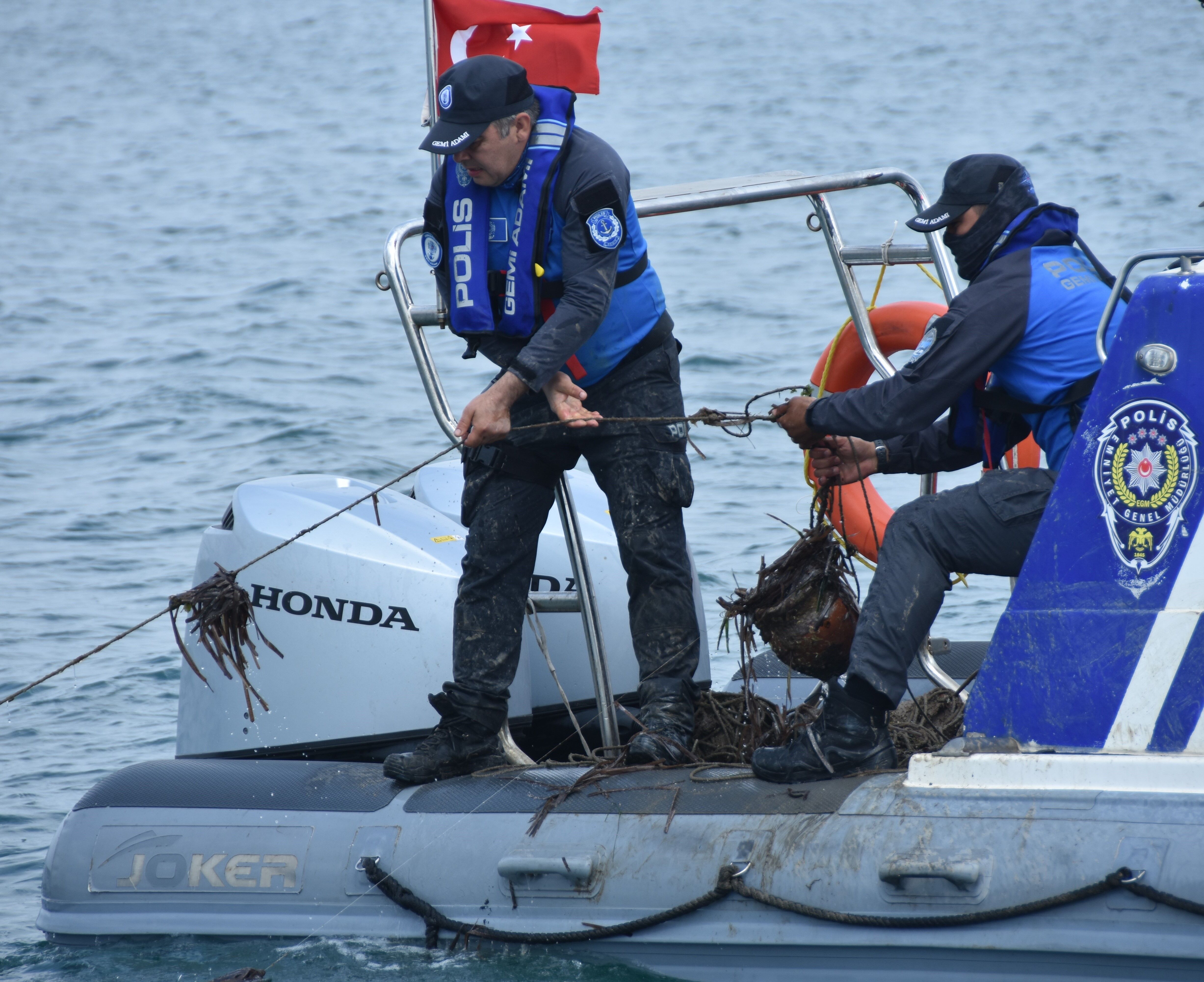 İzmir'de Kaçak Ahtapot Avcılarına Darbe (3)