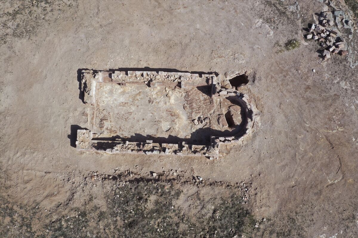 Kapadokya'da Gizemli 'Meryem Ana Dağı' Gün Yüzüne Çıktı! (2)