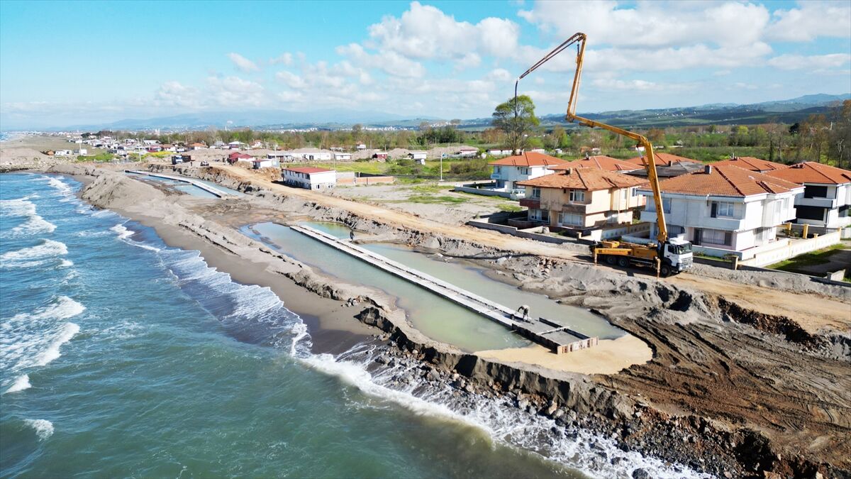 Karasu Kiyisindaki Erozyona Koruma Duvari 1