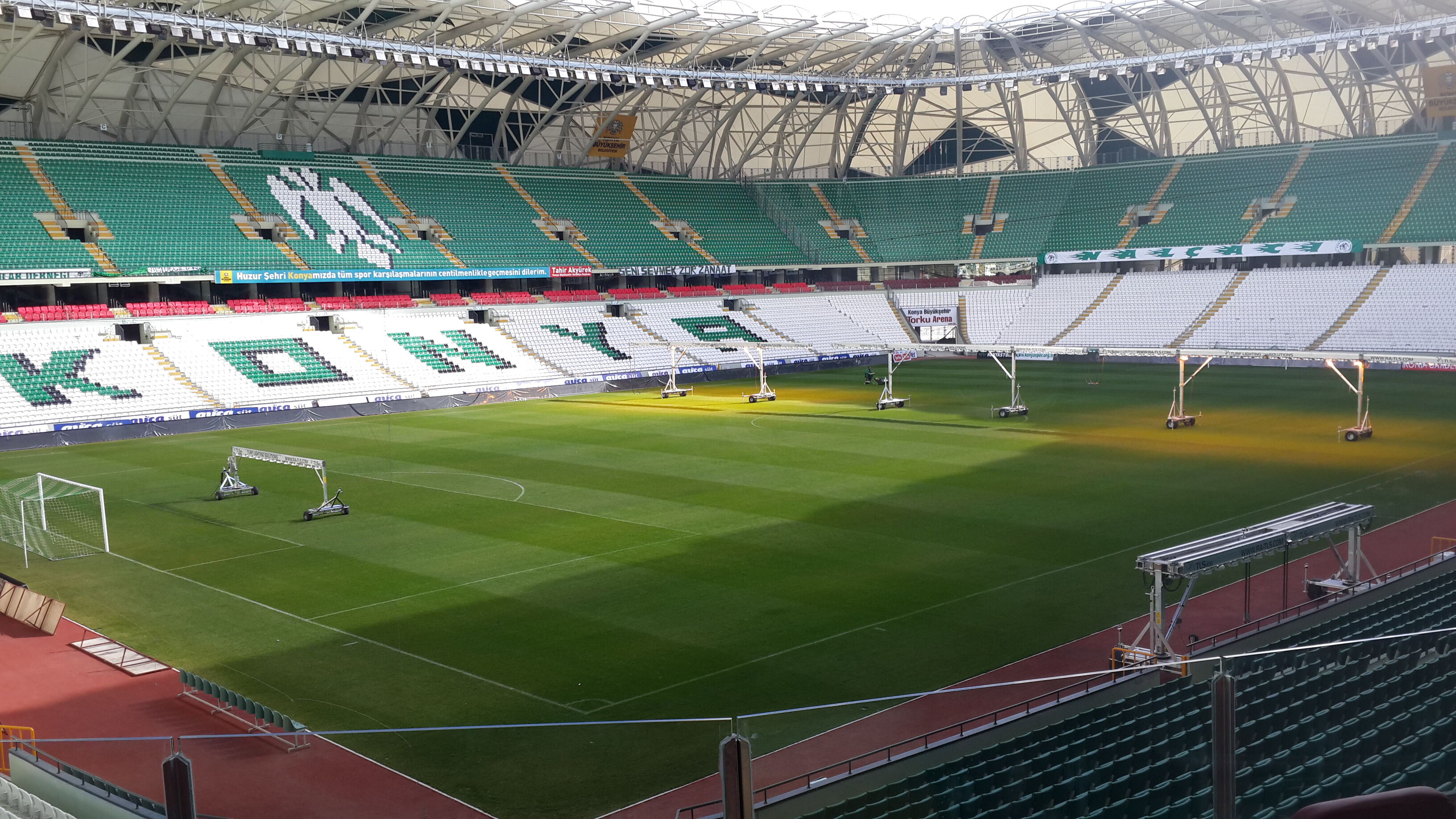 Medaş Konya Büyükşehir Stadyumu