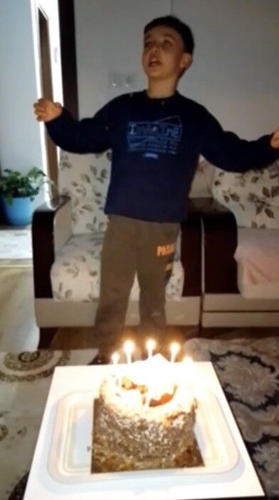 Okul Saldirisinda Hayatini Kaybeden Cocuktan Geriye Kalanlar Yurek Burktu (3)