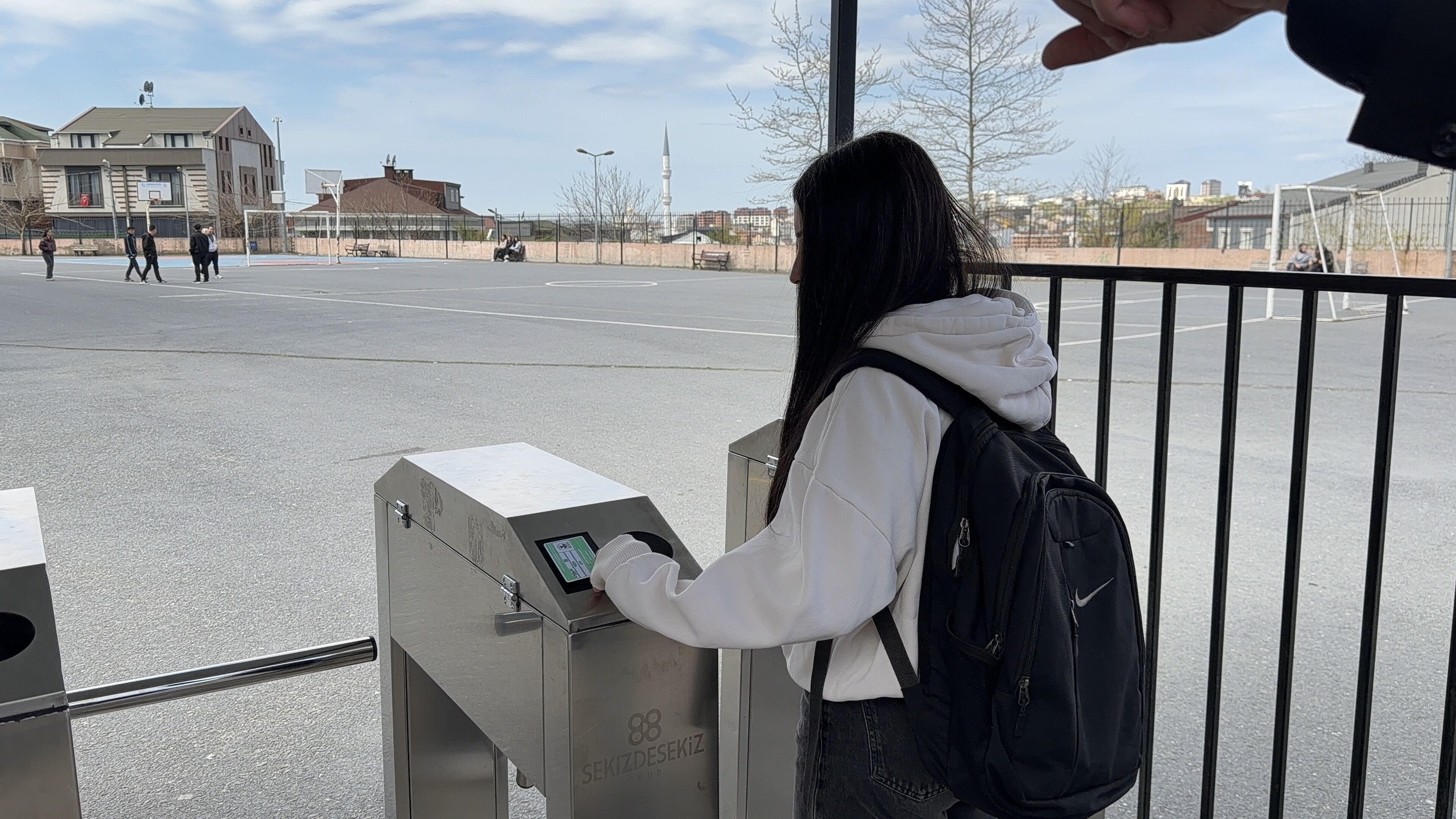 Okullarda Belirlenen Kurallar Uygulanmaya Basladi Yeni Donemden Ilk Gorseller (10)