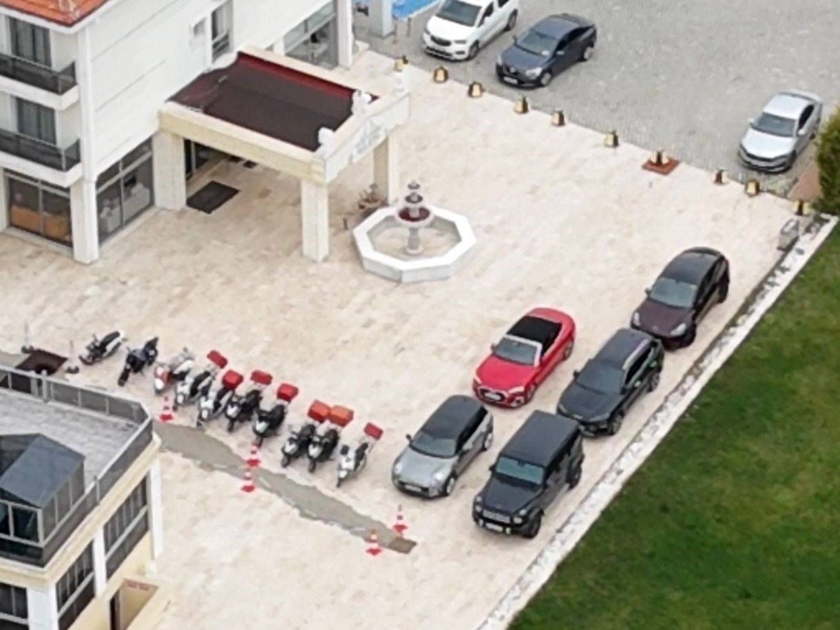 Özkan Yalım'ın Sevgilisine Aldığı Milyonluk Araca El Konuldu (1)