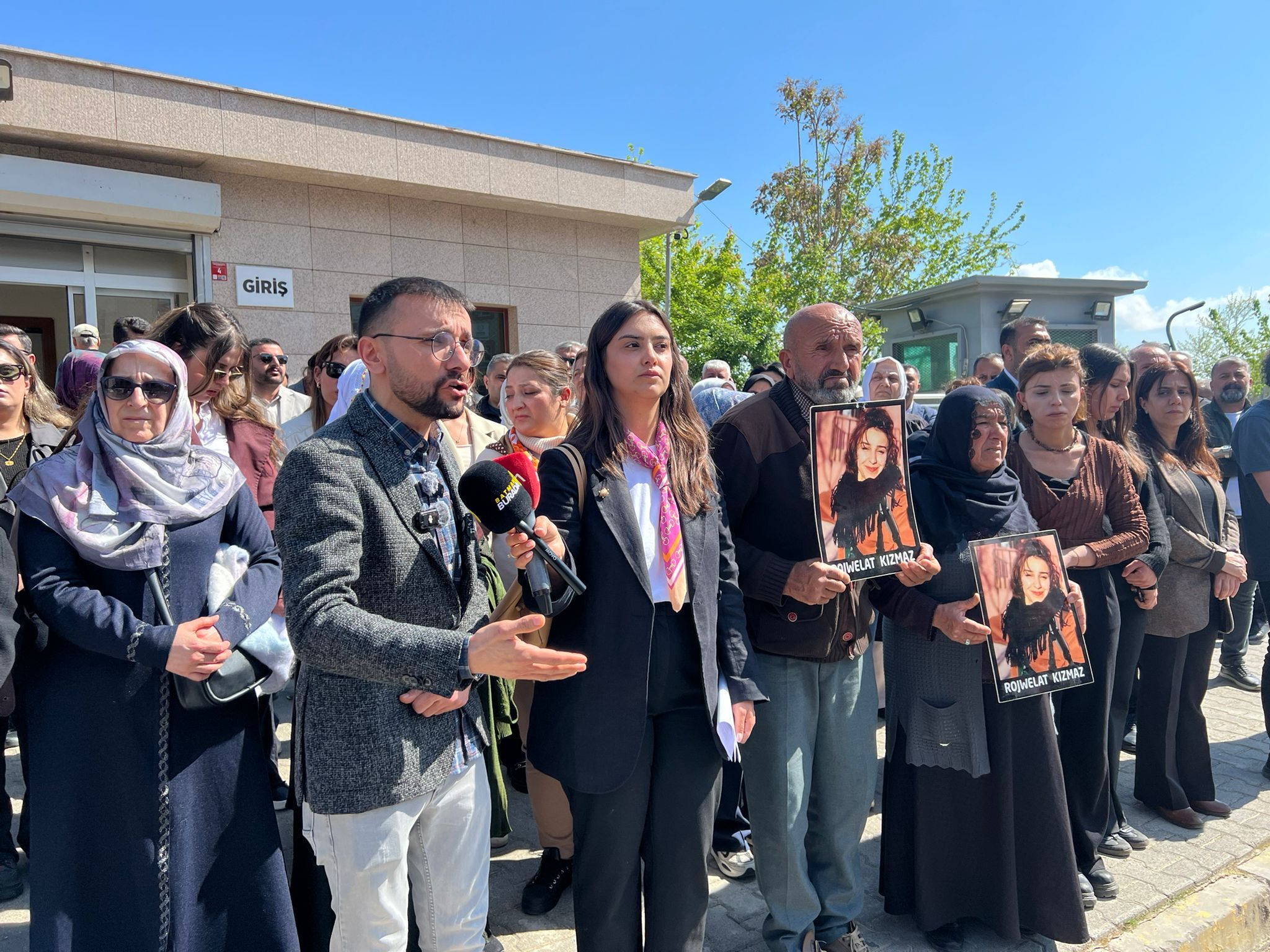 Rojwelat Kızmaz Aile2