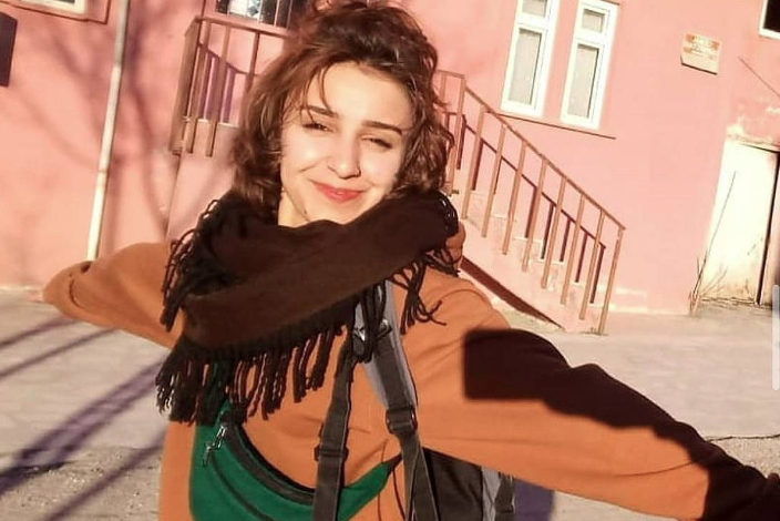 Rojwelatkızmaz 2704