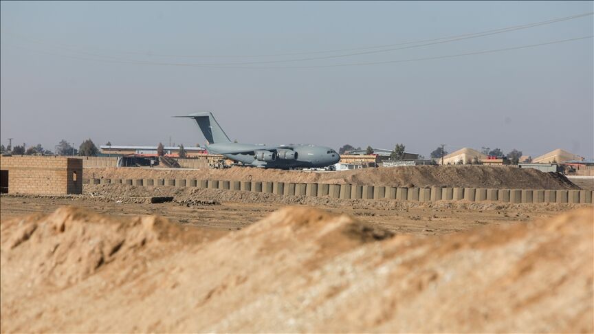 Thumbs B C F5Ac11198F91Caf7D53513D705880D93