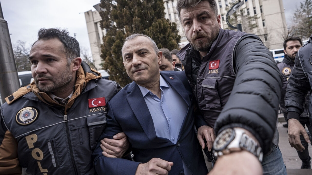 Tunceli Eski Valisi Tuncay Sonel Emniyette Cevap Vermem