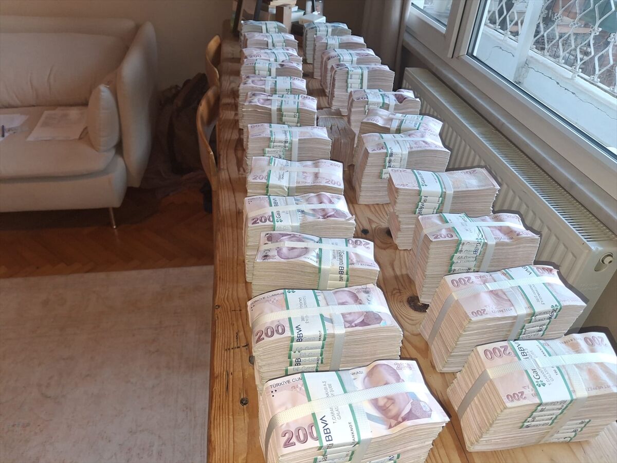 Üsküdarbelediyesineoperasyon78 (2)