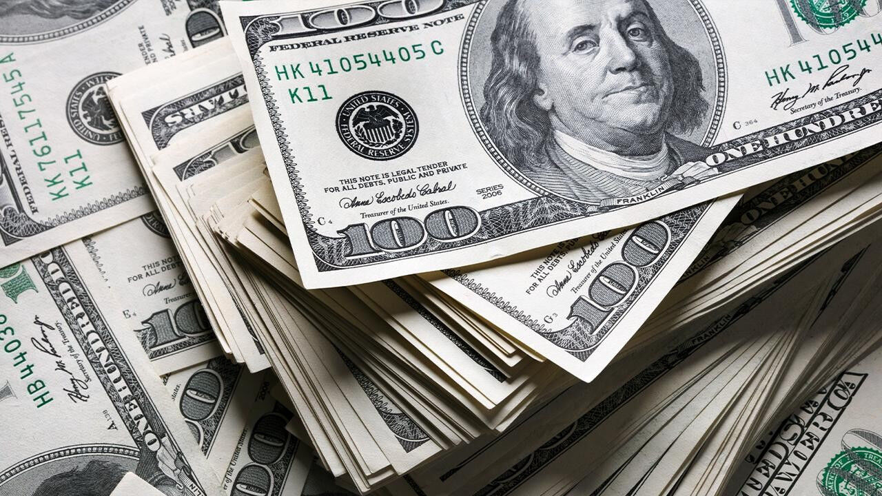 Dolar-12