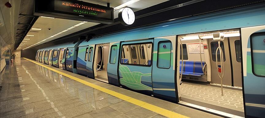 Metro Istasyonu