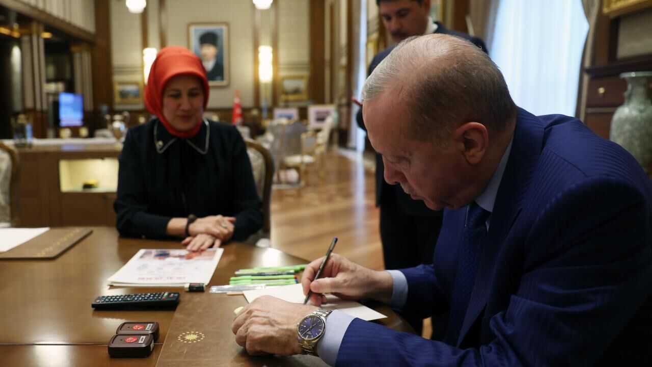 Recep Tayyip Erdogan Kurban Bagisiaa 2458641