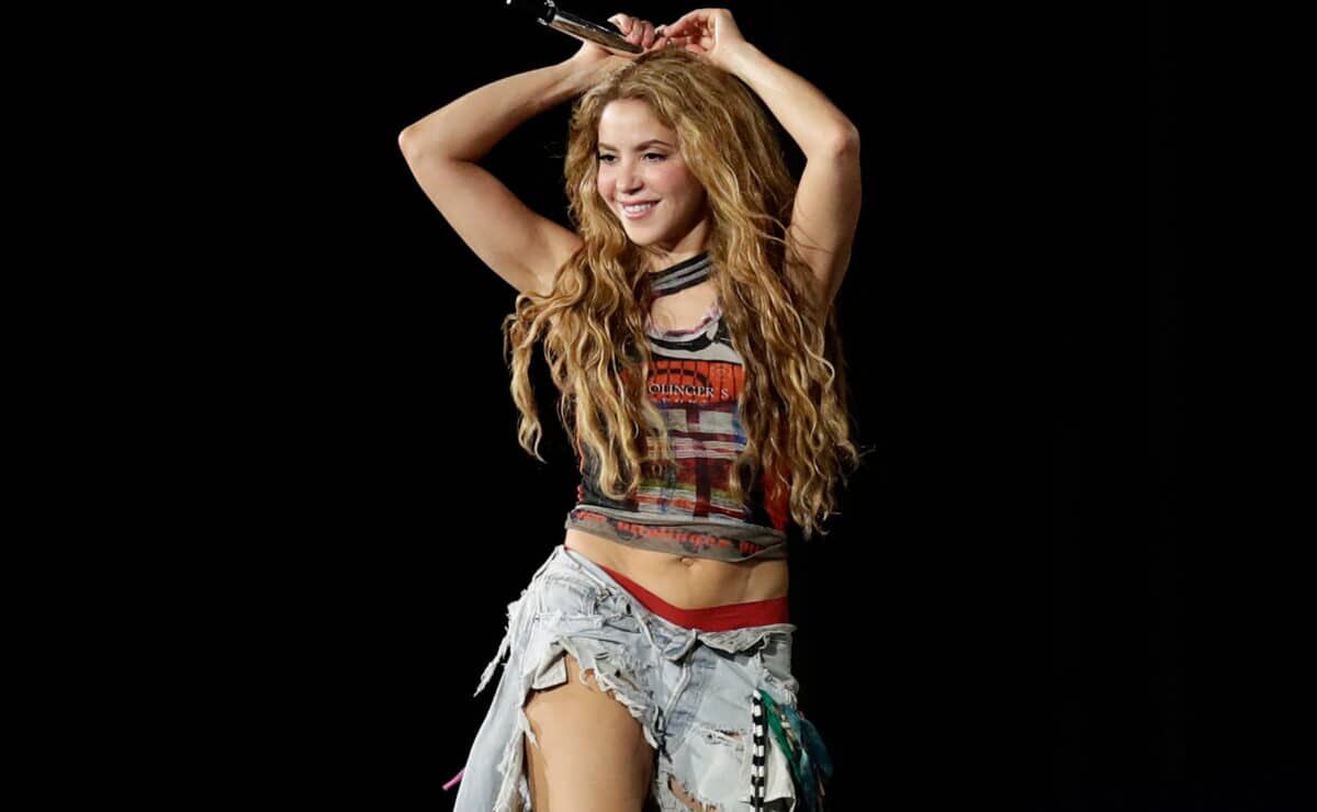 Shakira-2