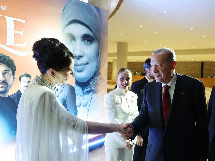 Şule Senin Hikayen Cumhurbaşkanı Aa