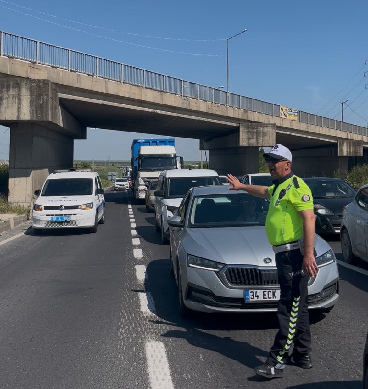 Tekirdagda Trafik Polisinden Ornek Davranis Iha 3