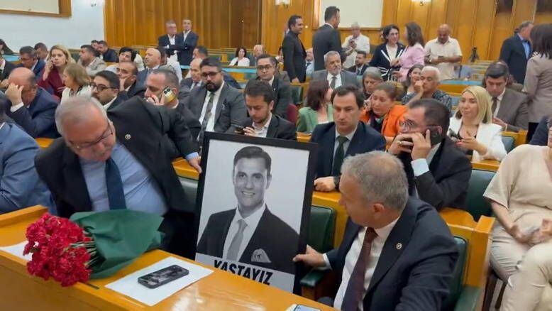Ferdi Zeyrek Anisina Tablo Meclisgetirildi