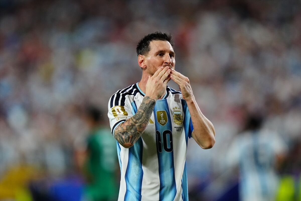 Messi (3)