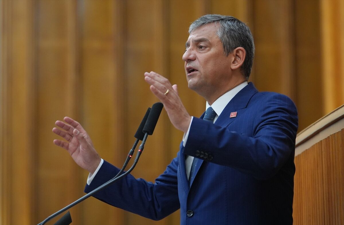 Özgür Özel Yeni Parti Adı
