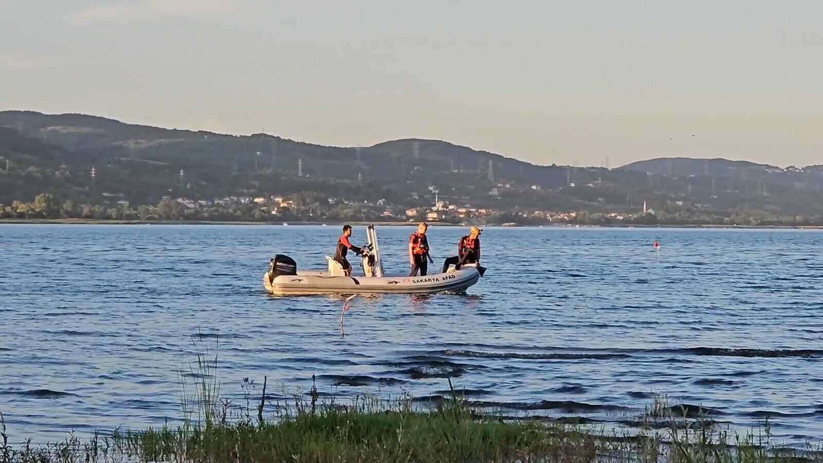 Snorkel Ve Deniz Gozluguyle Girdigi Golden Cansiz Bedeni Cikti Sakarya Sapanca Ynaik (1)