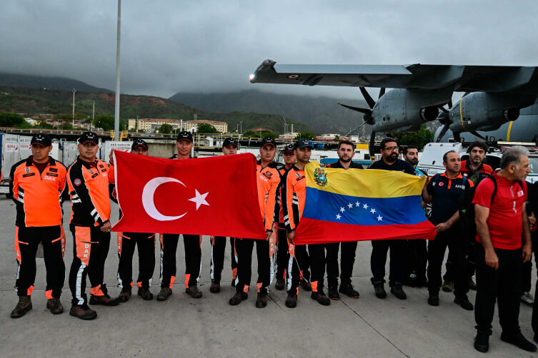 Turkiyenin Yardimi Venezualaya Ulasti 3