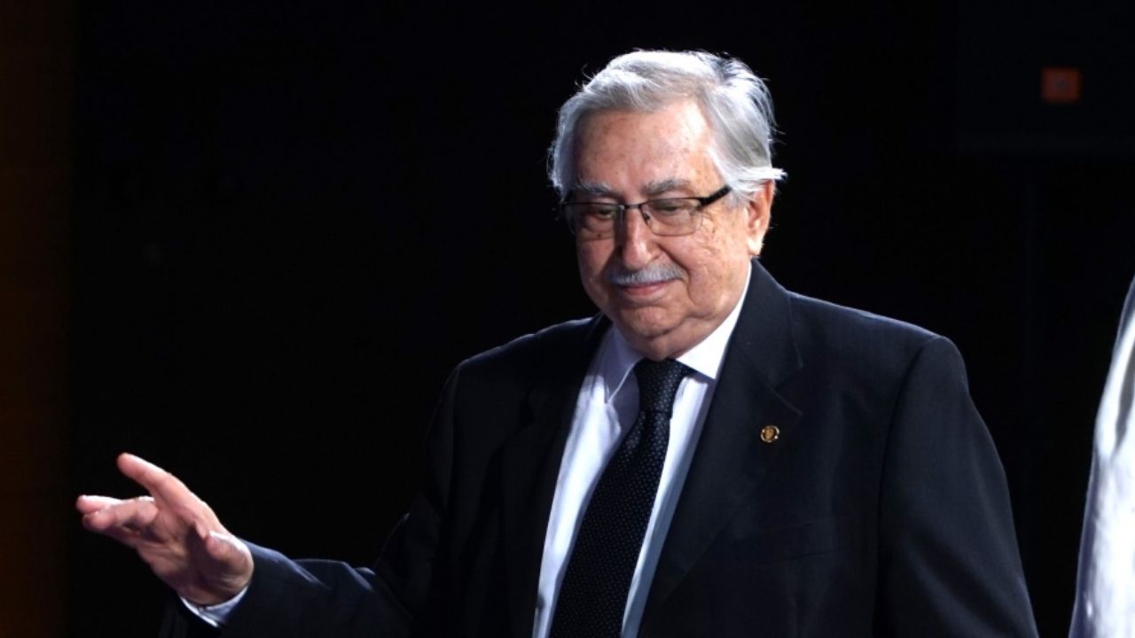 Türk Halk Müziği'nin acı kaybı: Yücel Paşmakçı vefat etti!
